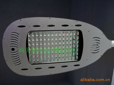 深圳柯美萊光電 廠家直銷超高亮LED路燈，KML-LB112W以價(jià)廉物美照亮城市道路